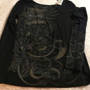 Harley-Davidson long sleeve black shirt.  Like new.